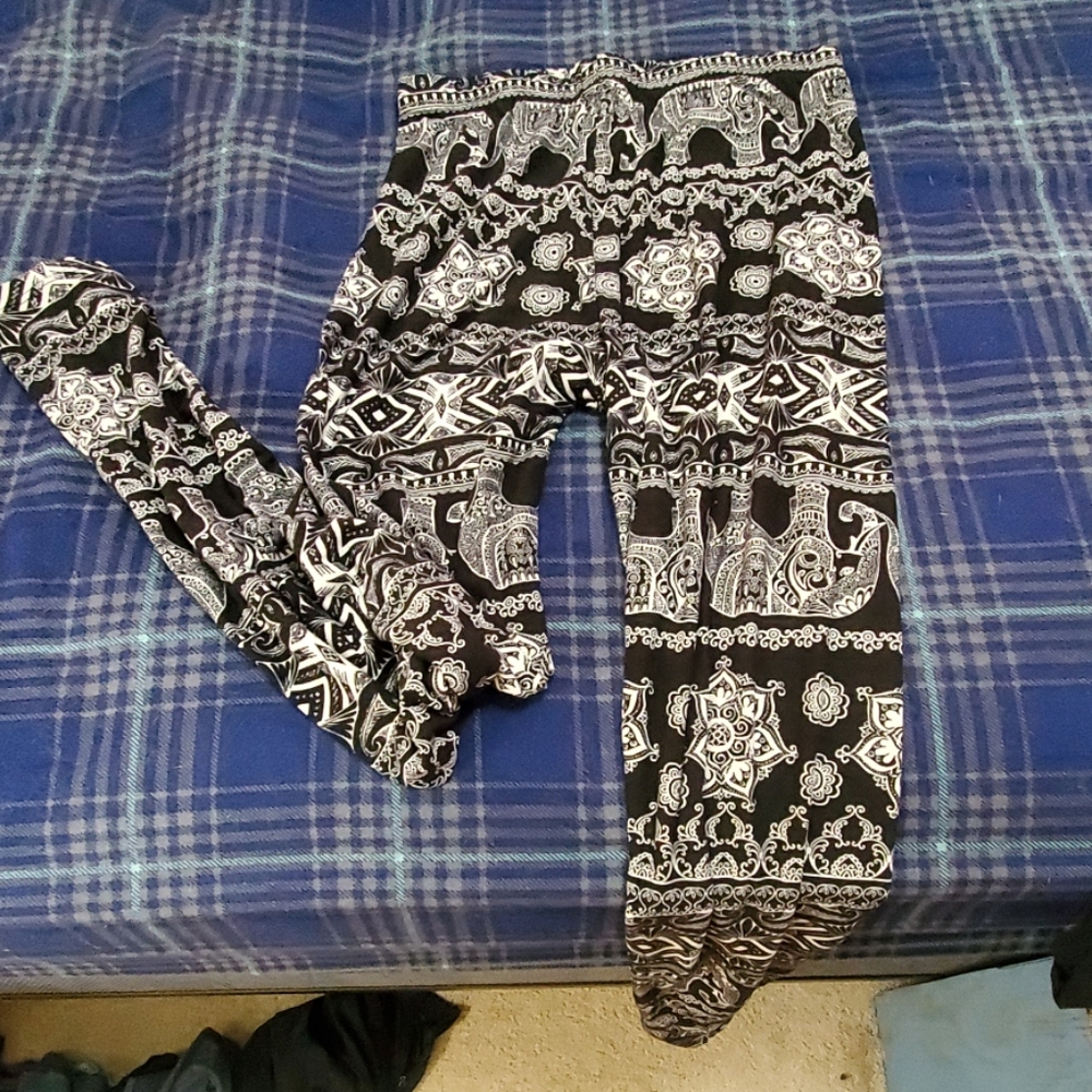 Elephant leggings